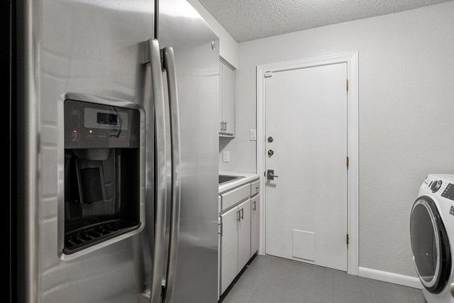 6101 Gun Bow CT, Austin, TX 78746