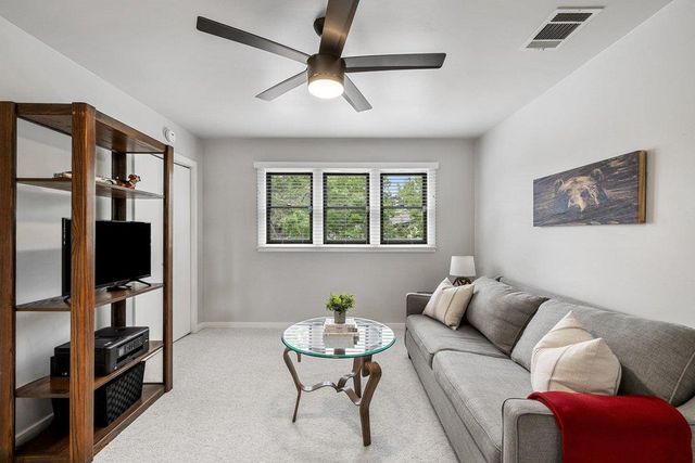 6101 Gun Bow CT, Austin, TX 78746