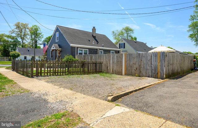 282 EATON AVENUE, Hamilton, NJ 08619
