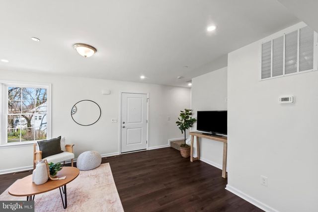 2747 PARK DRIVE, Halethorpe, MD 21227