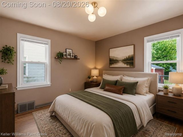905 N Kenwood Avenue, Royal Oak, MI 48067