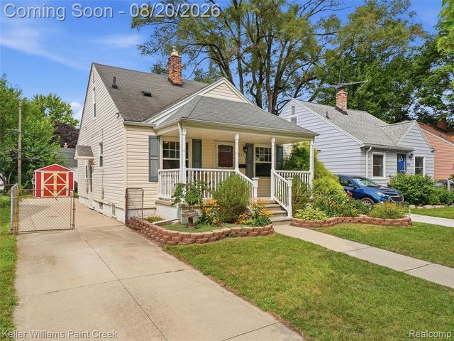 905 N Kenwood Avenue, Royal Oak, MI 48067