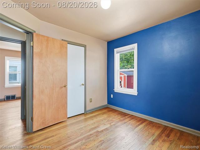 905 N Kenwood Avenue, Royal Oak, MI 48067