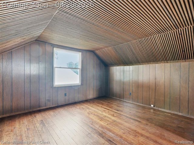 905 N Kenwood Avenue, Royal Oak, MI 48067