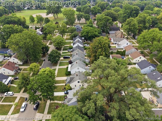 905 N Kenwood Avenue, Royal Oak, MI 48067
