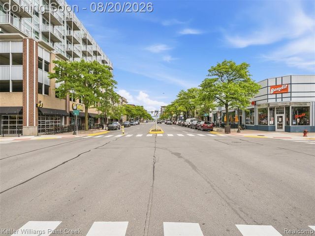 905 N Kenwood Avenue, Royal Oak, MI 48067