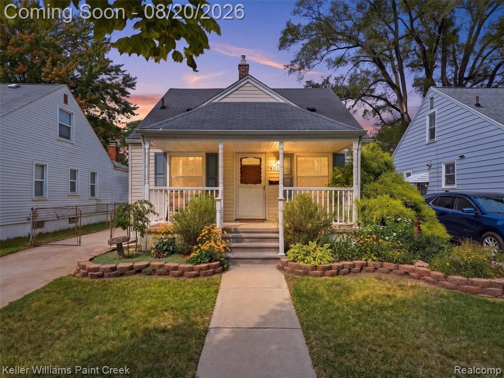 905 N Kenwood Avenue, Royal Oak, MI 48067
