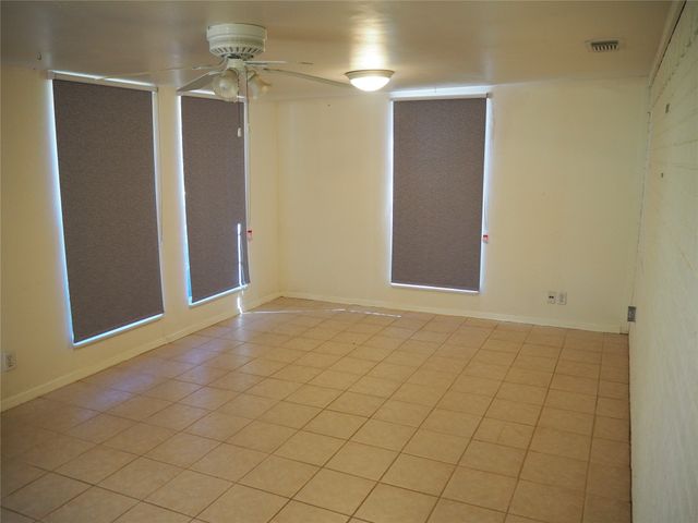 118 Perkins Road, Krugerville, TX 76227