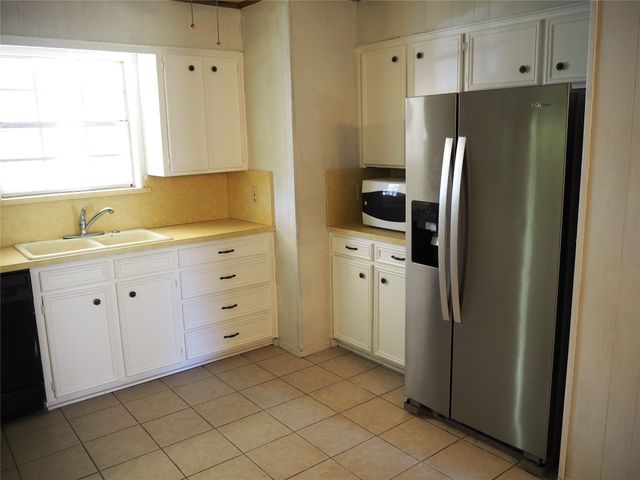 118 Perkins Road, Krugerville, TX 76227