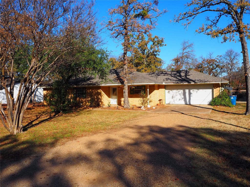 118 Perkins Road, Krugerville, TX 76227