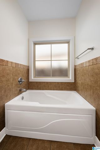 261 KINGSTON CIRCLE, Birmingham, AL 35211