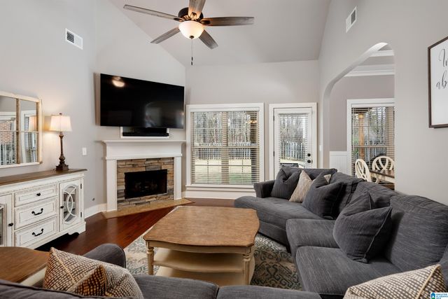 261 KINGSTON CIRCLE, Birmingham, AL 35211