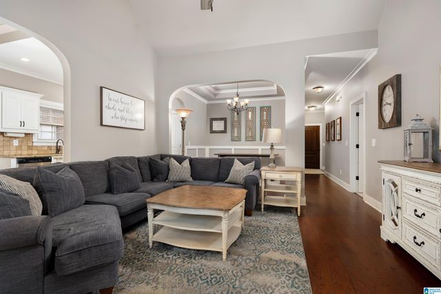 261 KINGSTON CIRCLE, Birmingham, AL 35211