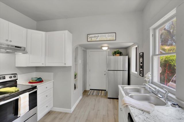 2412 E Diamond Ave, Spokane, WA 99217