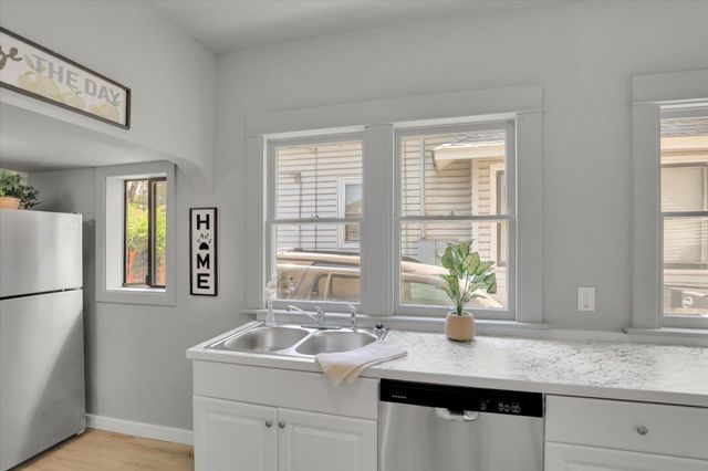 2412 E Diamond Ave, Spokane, WA 99217