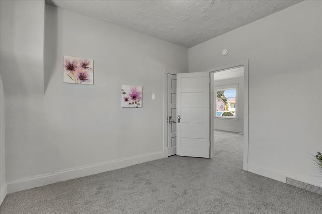 2412 E Diamond Ave, Spokane, WA 99217