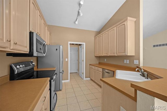 7732 Baxter Drive, Belleville, IL 62223
