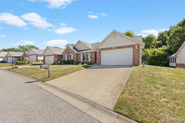 7732 Baxter Drive, Belleville, IL 62223
