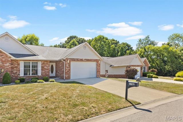 7732 Baxter Drive, Belleville, IL 62223