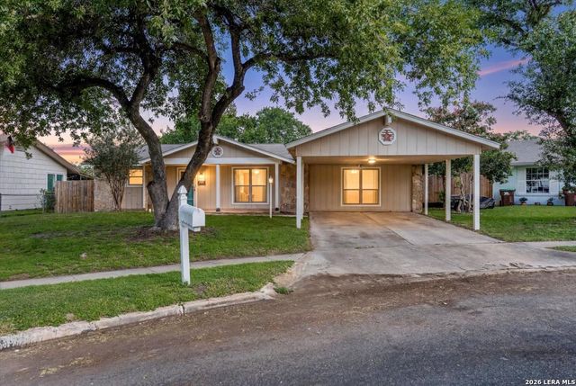 10703 GREEN TRAIL DR, San Antonio, TX 78223