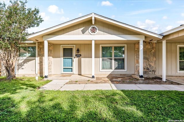 10703 GREEN TRAIL DR, San Antonio, TX 78223