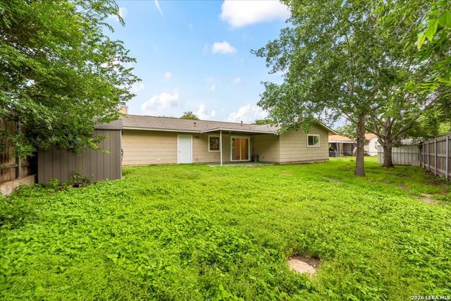 10703 GREEN TRAIL DR, San Antonio, TX 78223