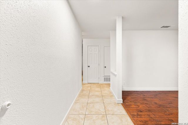 10703 GREEN TRAIL DR, San Antonio, TX 78223
