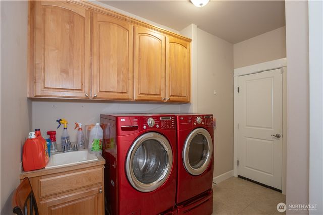 3930 Cameron Drive NE, Lacey, WA 98516