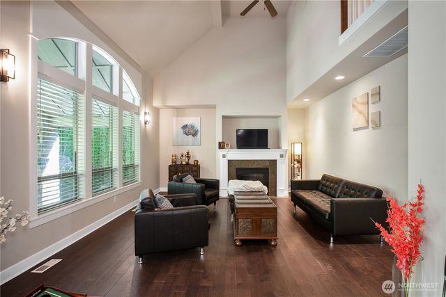 3930 Cameron Drive NE, Lacey, WA 98516