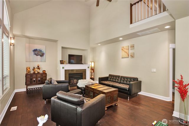 3930 Cameron Drive NE, Lacey, WA 98516