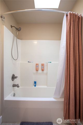 3930 Cameron Drive NE, Lacey, WA 98516