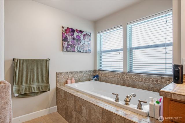 3930 Cameron Drive NE, Lacey, WA 98516