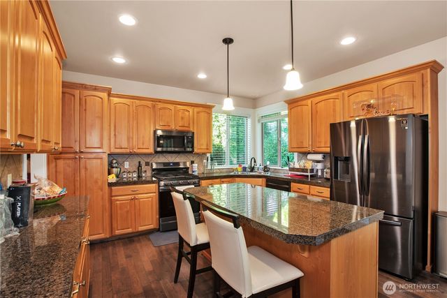 3930 Cameron Drive NE, Lacey, WA 98516