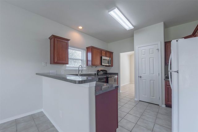 131 Sunset Falls Drive, La Marque, TX 77568
