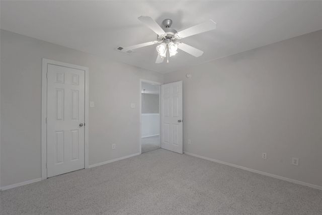 131 Sunset Falls Drive, La Marque, TX 77568