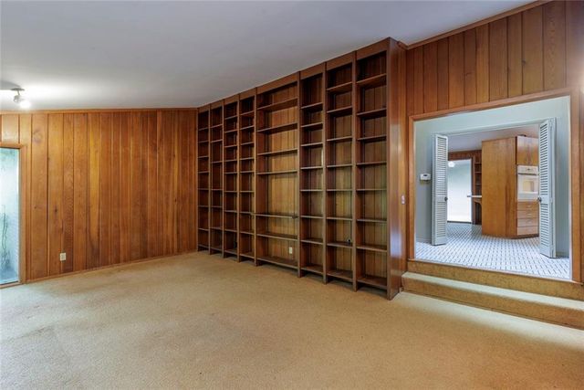 4961 Rebel Trail, Atlanta, GA 30327