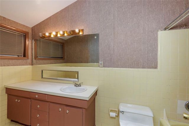4961 Rebel Trail, Atlanta, GA 30327