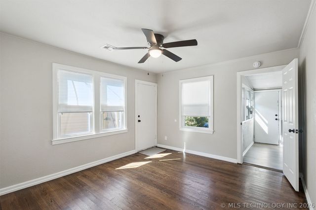 4702 E 4th Place, Tulsa, OK 74112