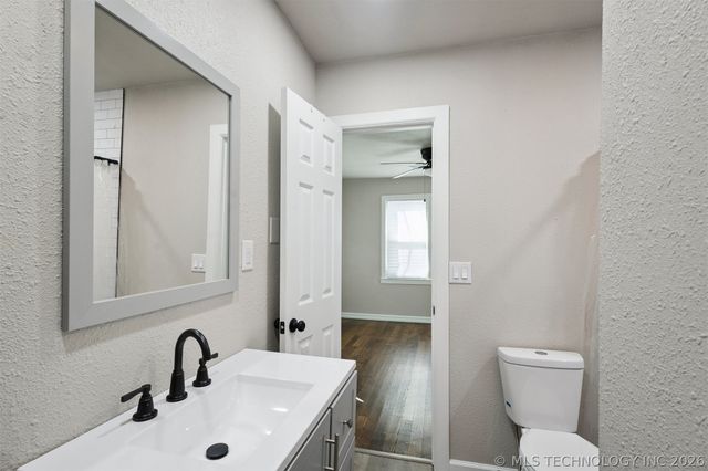 4702 E 4th Place, Tulsa, OK 74112