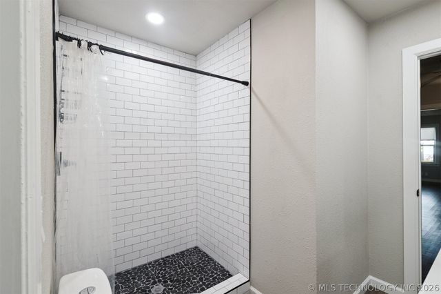 4702 E 4th Place, Tulsa, OK 74112