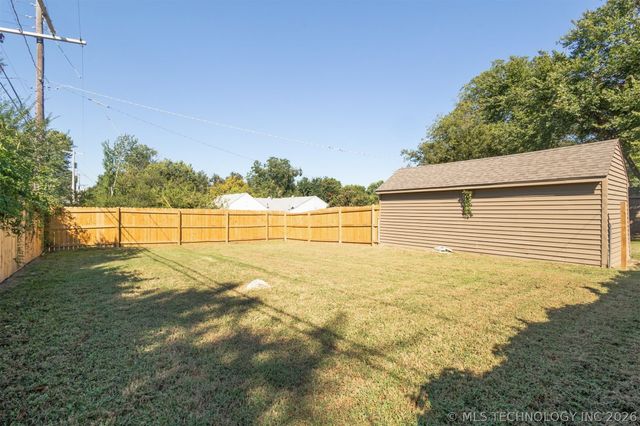 4702 E 4th Place, Tulsa, OK 74112