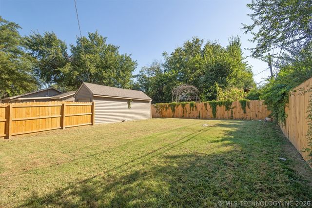 4702 E 4th Place, Tulsa, OK 74112