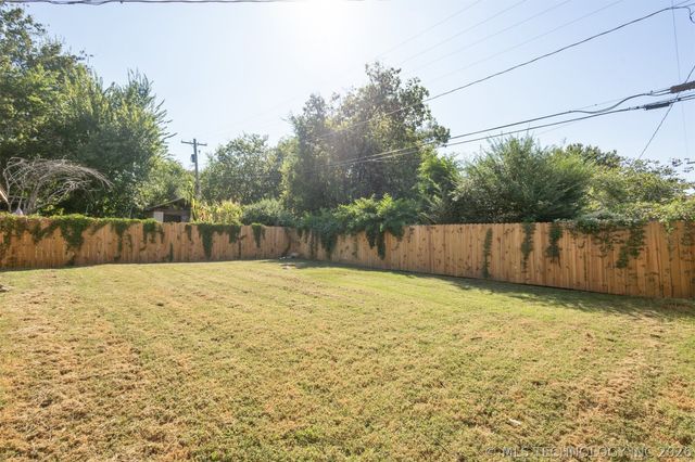 4702 E 4th Place, Tulsa, OK 74112
