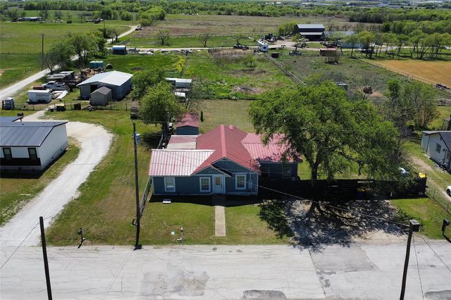 126 Alexander Street, Hillsboro, TX 76645