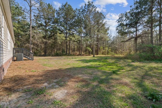 193 John L Road, Maxton, NC 28364