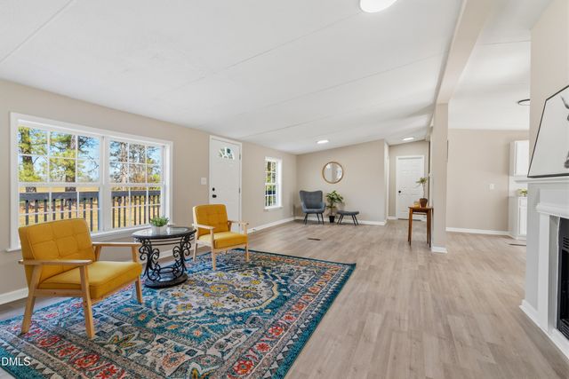 193 John L Road, Maxton, NC 28364