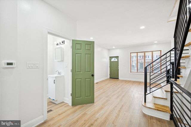 5831 WASHINGTON AVE, Philadelphia, PA 19143