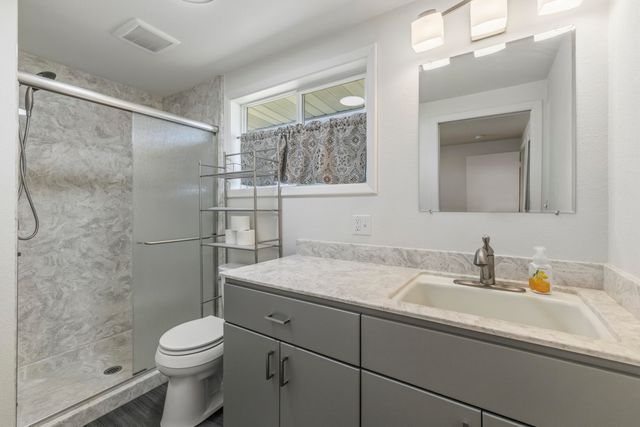 2181 Kiln Street, Klamath Falls, OR 97601