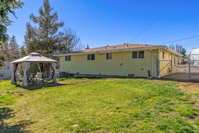 2181 Kiln Street, Klamath Falls, OR 97601