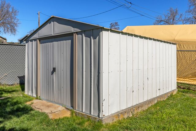 2181 Kiln Street, Klamath Falls, OR 97601